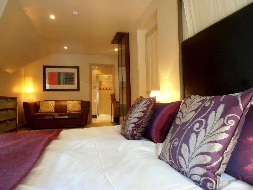 The Hunters Rest Inn Clutton Extérieur photo